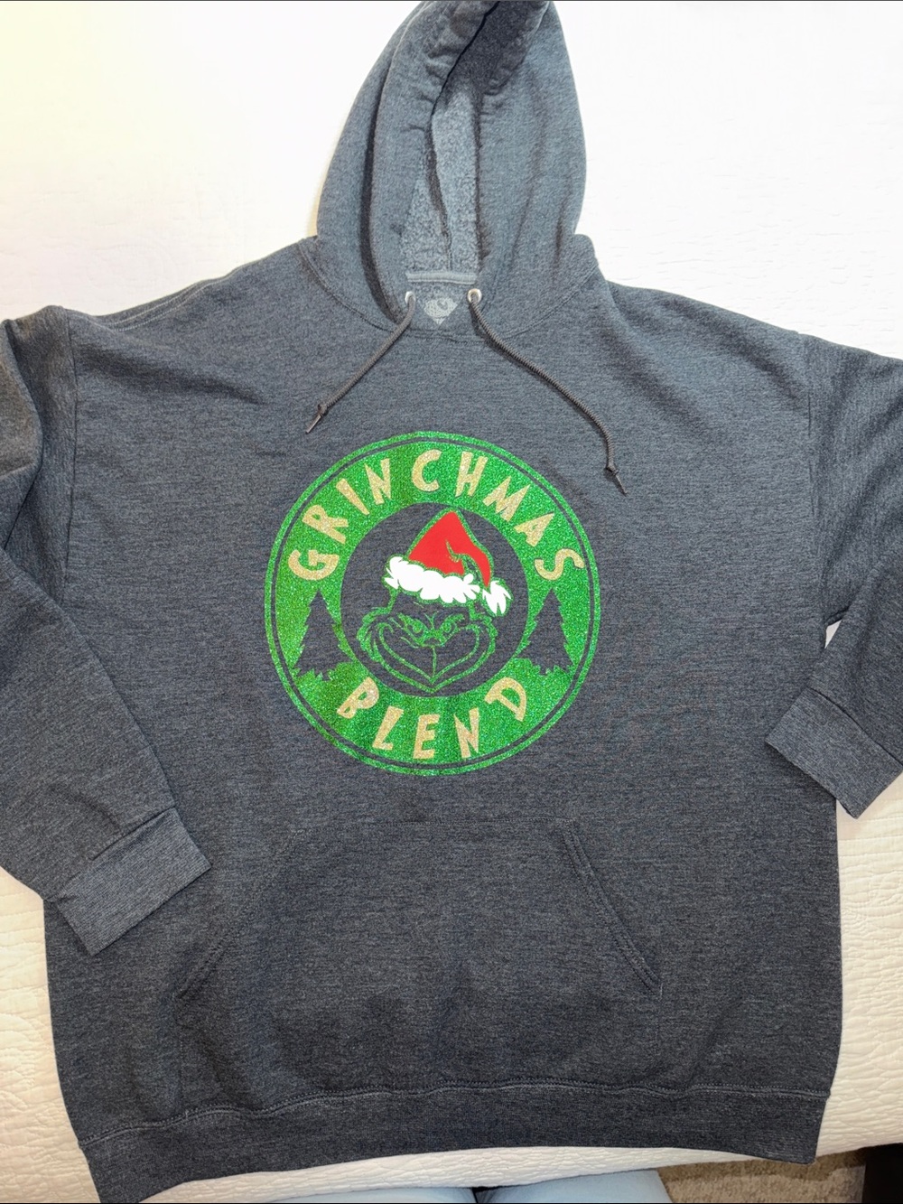 The Grinch Holiday Hoodie, sweatshirt, charcoal, grey Glitter, graphic. Size XL